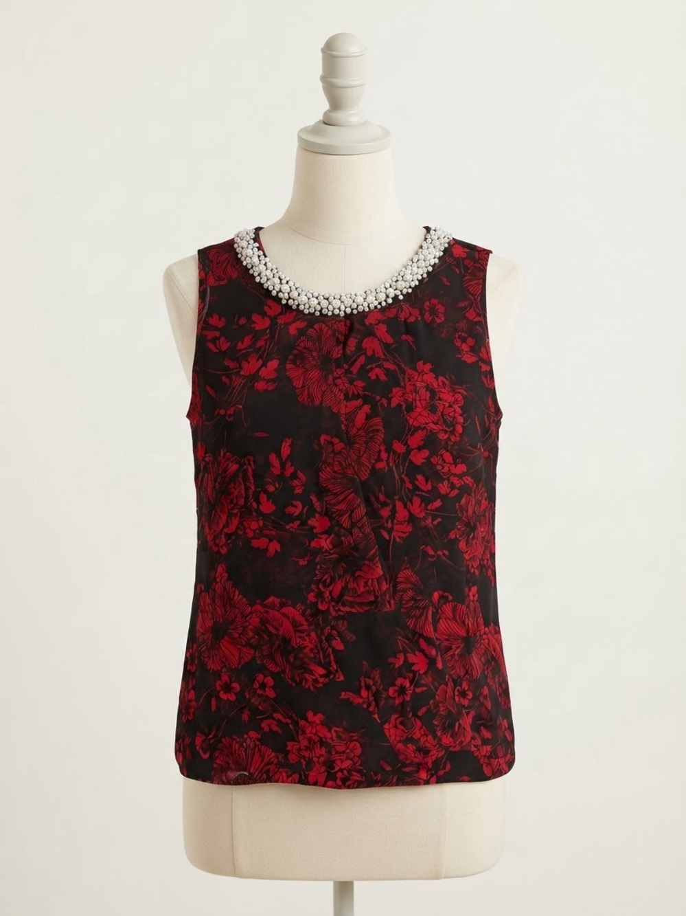 Alfani Black Sleeveless Top with Red Floral Print and Pearl Collar